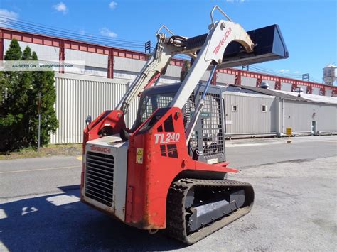 takeuchi tl240 loader